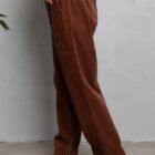 Nachhaltige Cordhose in Braun aus 100% Baumwolle